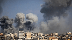 غارات مكثفة على قطاع غزة